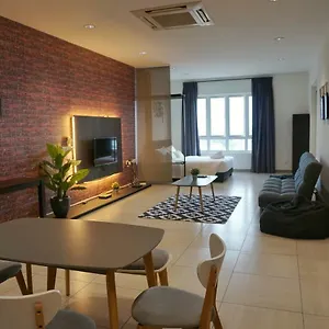 https://octagon-dragon-guesthouse.ipoh-hotel.com